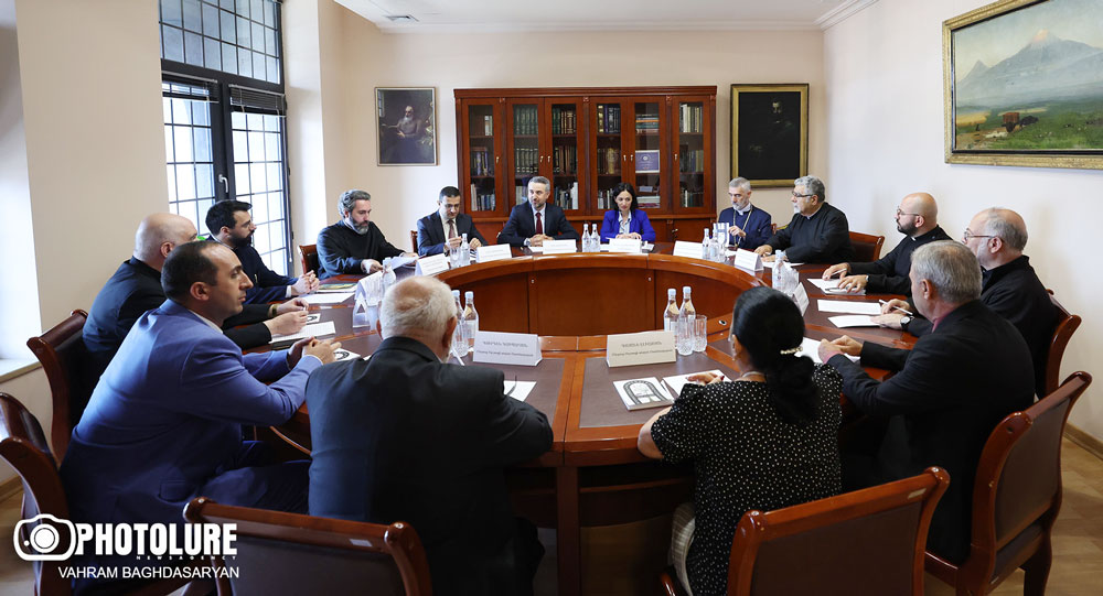 Մաշտոցեան Մատենադարանի մէջ գիտաժողով